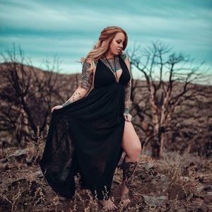 Gorgeous black dress